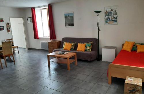 Fougerolles House | Gîte de Kerezenn