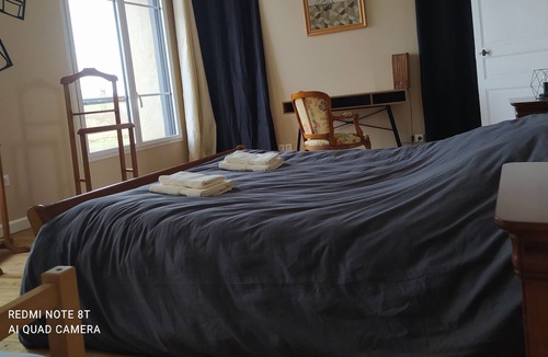 Marolles-sous-Lignieres House | Gîte de l'écluse