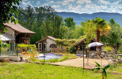 Murs-et-Gelignieux Apartment | Gîte de l'éléphant