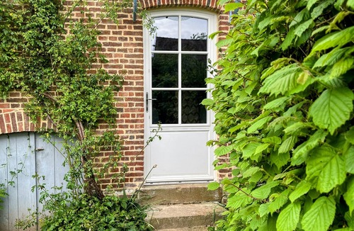 Aigneville House | Gîte de L'atelier at Chateau D'aigneville