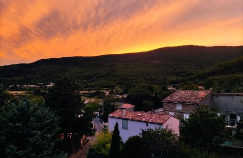 Saint-Privat House | Gîte de l'atelier