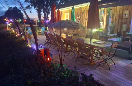 Bassanne House | Gîte de l'Ecluse for 10 Guests