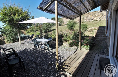 Pomeys House | Gîte de L'enclos - Pomeys