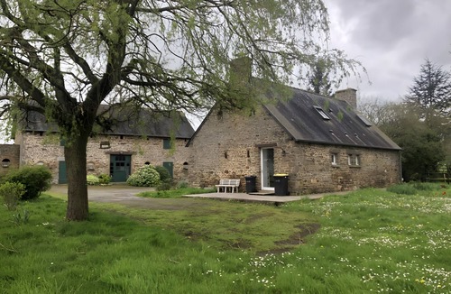 La Chapelle-Janson House | Gîte de la Ferme du Tilleul – Authentic Breton Stone House in the Countryside