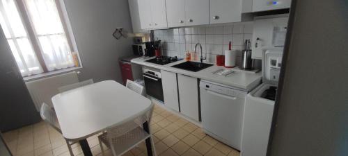 Ardenne Metropole House | GÎte de l'École