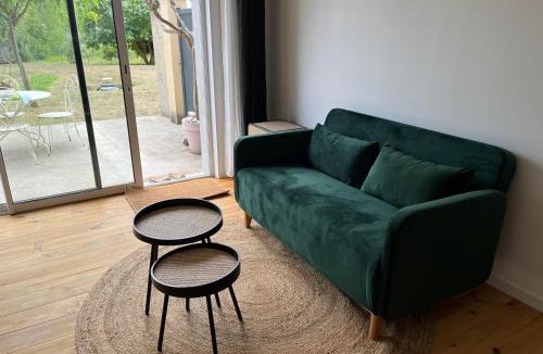 Saint-Michel-de-Fronsac Apartment | Gîte de La Clie