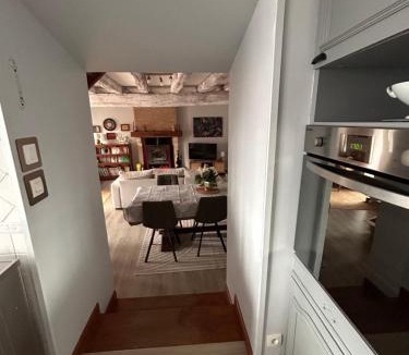 Deols House | Gîte de l horloge