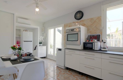 Saint-Denis-de-Pile House | Gîte de L'isle - Saint Denis DE Pile