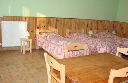 Saint-Gervais-la-Foret Apartment | Gîte de l'Orangerie 15 pers.