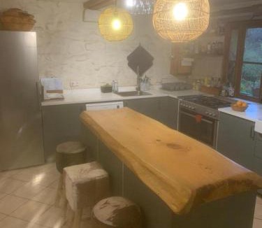 Camps-sur-l'Agly Bed & Breakfast | Gîte de la Bastide - Cabania Pays Cathare