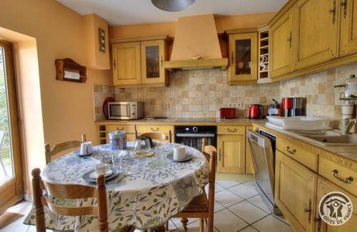 Dommartin House | Gîte de la Bergeonnière