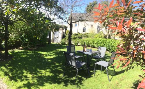 Le Molay-Littry House | Gîte de la Butte