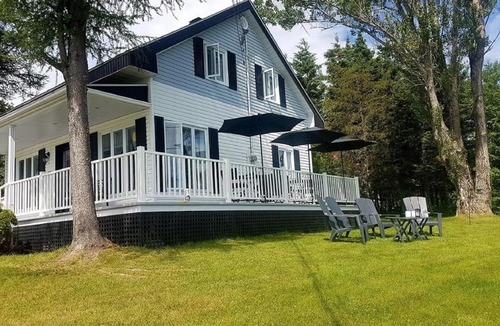 Baie Sainte-Catherine Bed & Breakfast | Gîte de la colline