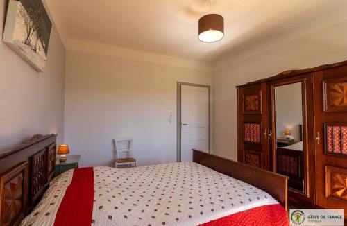 Villecomtal House | Gîte de la cascade