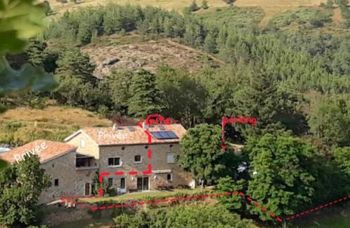 Villevocance Bed & Breakfast | Gîte de la chanal 07