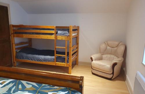 Bussiere-Dunoise House | Gîte de la Chazotte