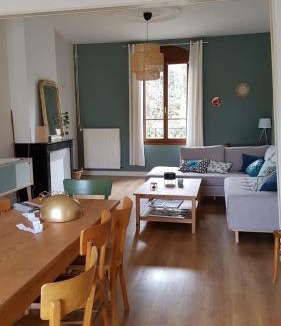 Sommeilles House | Gîte de la Croisette