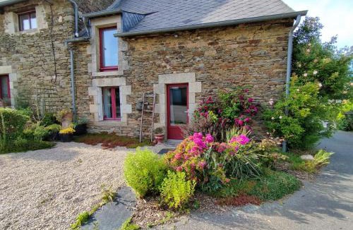 La Croix-Hellean Bed & Breakfast | Gîte de la croix