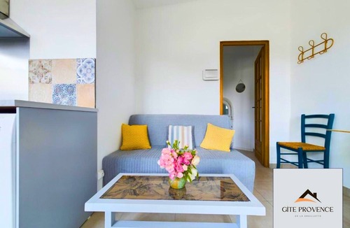 Paluds de Noves Bed & Breakfast | Gîte de la Draillette