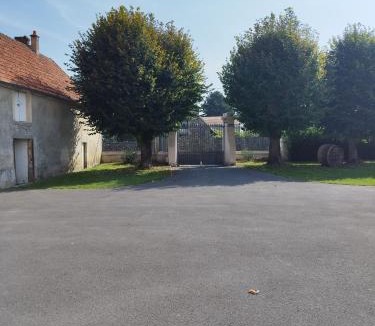 Rocourt-Saint-Martin House | Gîte de la Fontaine