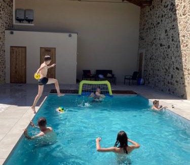 Combrand House | Gîte de la Foye - Le Lilas