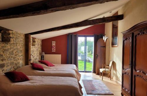 Beaulieu-sous-la-Roche House | Gîte de la BOËRE - piscine