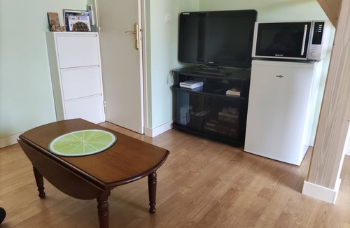 Nouaille-Maupertuis Apartment | Gîte de la Lorada