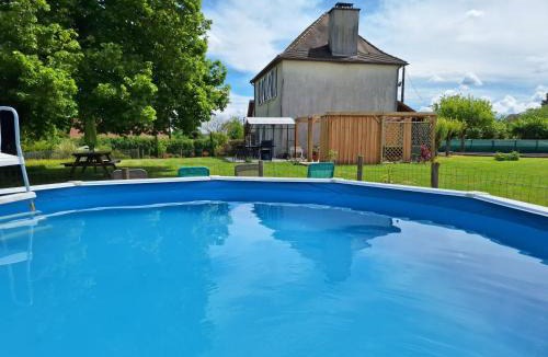 Saint-Yrieix-la-Perche House | Gîte de La Grange Ovalaire