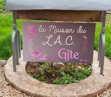 Simard House | Gîte de la Maison du L.A.C