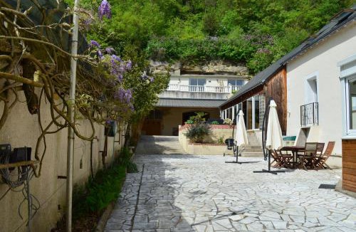 Nazelles-Negron House | Gîte de la Merluchette