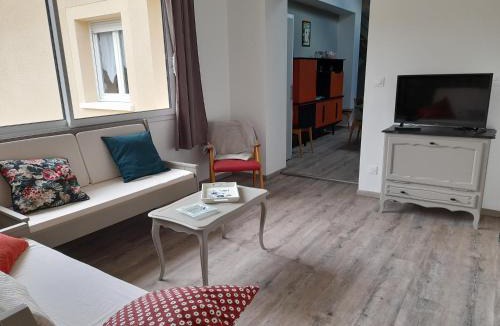 Bologne Apartment | Gîte de la Pierre percée