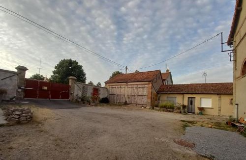 Souvigny House | Gîte de la Queune 4 pers