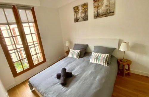 Sully-sur-Loire Apartment | Gîte de la SANGE