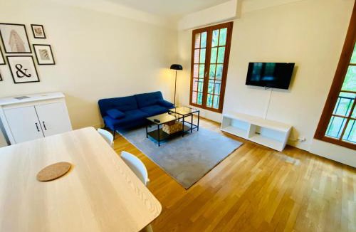 Sully-sur-Loire Apartment | Gîte de la SANGE