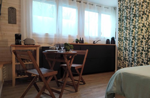 Noyant-la-Plaine Apartment | Gîte de la savonnerie