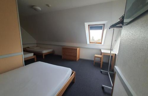 Plouay Hostel | Gîte de Manehouarn