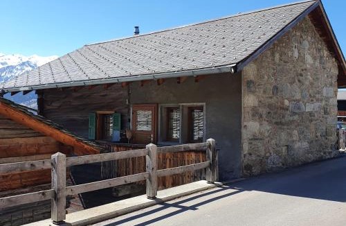 Mase Apartment | Gîte de Mase sur la rive droite du Val d'Hérens