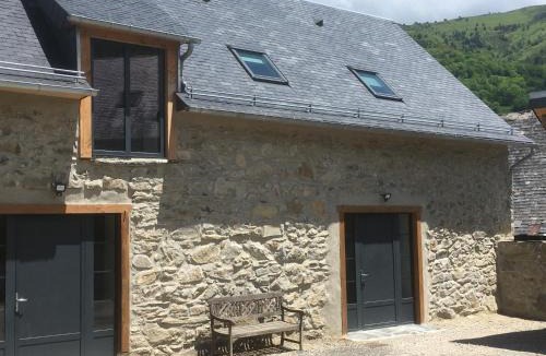 Sailhan Ski Chalet | Gîte de montagne Le Batoua