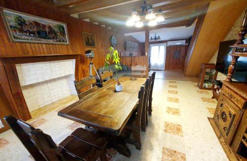 Breteau House | Gîte de Montapeine