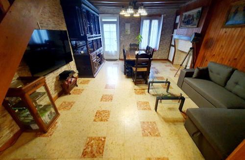 Breteau House | Gîte de Montapeine