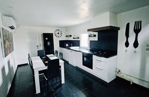 Breteau House | Gîte de montapeine XL