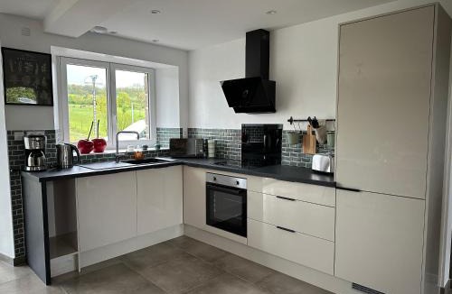 Le Tourneur House | Gîte de Monthardrou