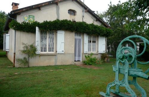 Barry-d'Islemade House | Gîte de Peyrusse