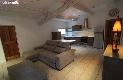 Rognonas Other | Gîte de Plain Pied de 48 m2 Attenant à un mas Provençal