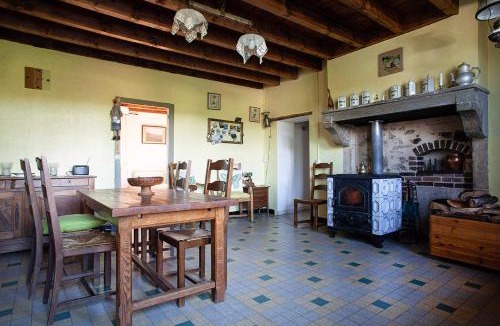 Villapourcon House | Gîte de Sidonie