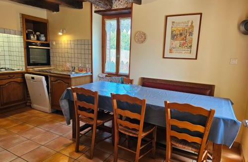 Labastide-de-Levis House | Gîte de Tarou