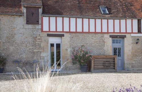Saint-Wambert-des-Trois-Vallees House | Gîte de Vernelle - Saint Pierre en Auge