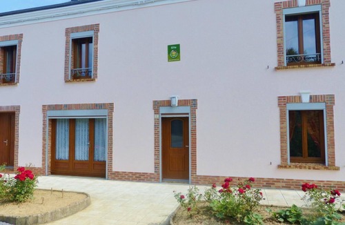 Rocroi House | Gîte DE Vieille Maison Rouge