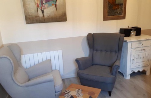 La Garde-Adhemar House | Gîte de village