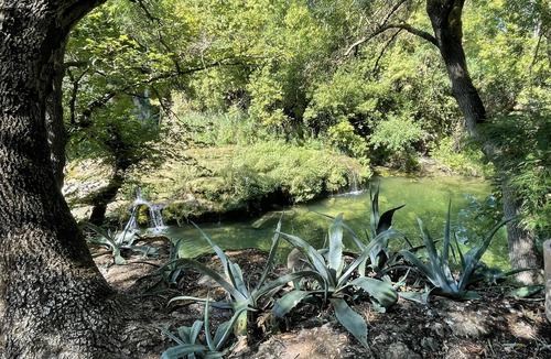 Servies-en-Val Cottage | Gîte-Deluxe-Countryside view-Ensuite